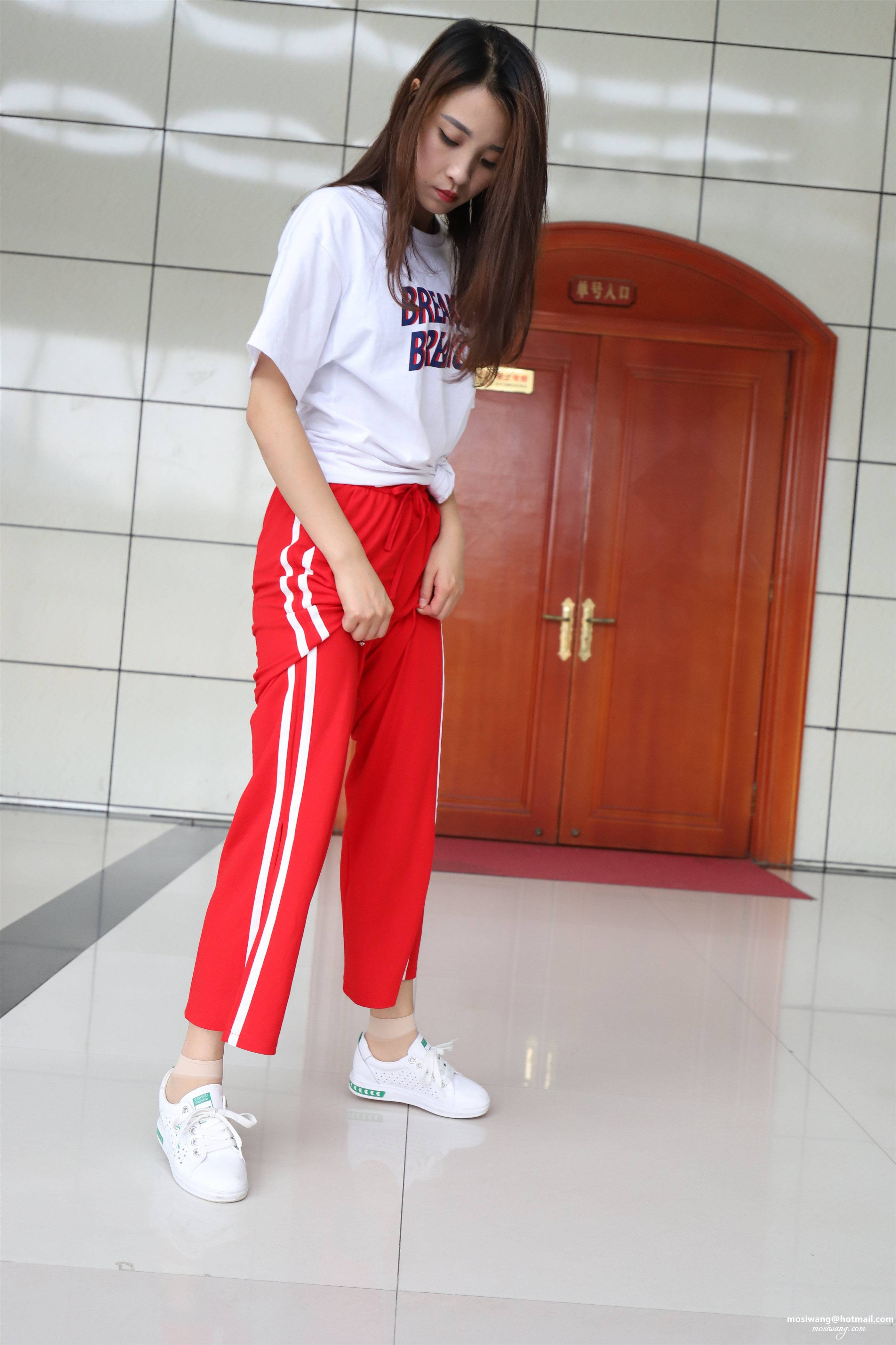 kacajp.cc-33431 (791 - 1041)-给此邮箱发邮件：mosiwang@hotmail.com.jpg