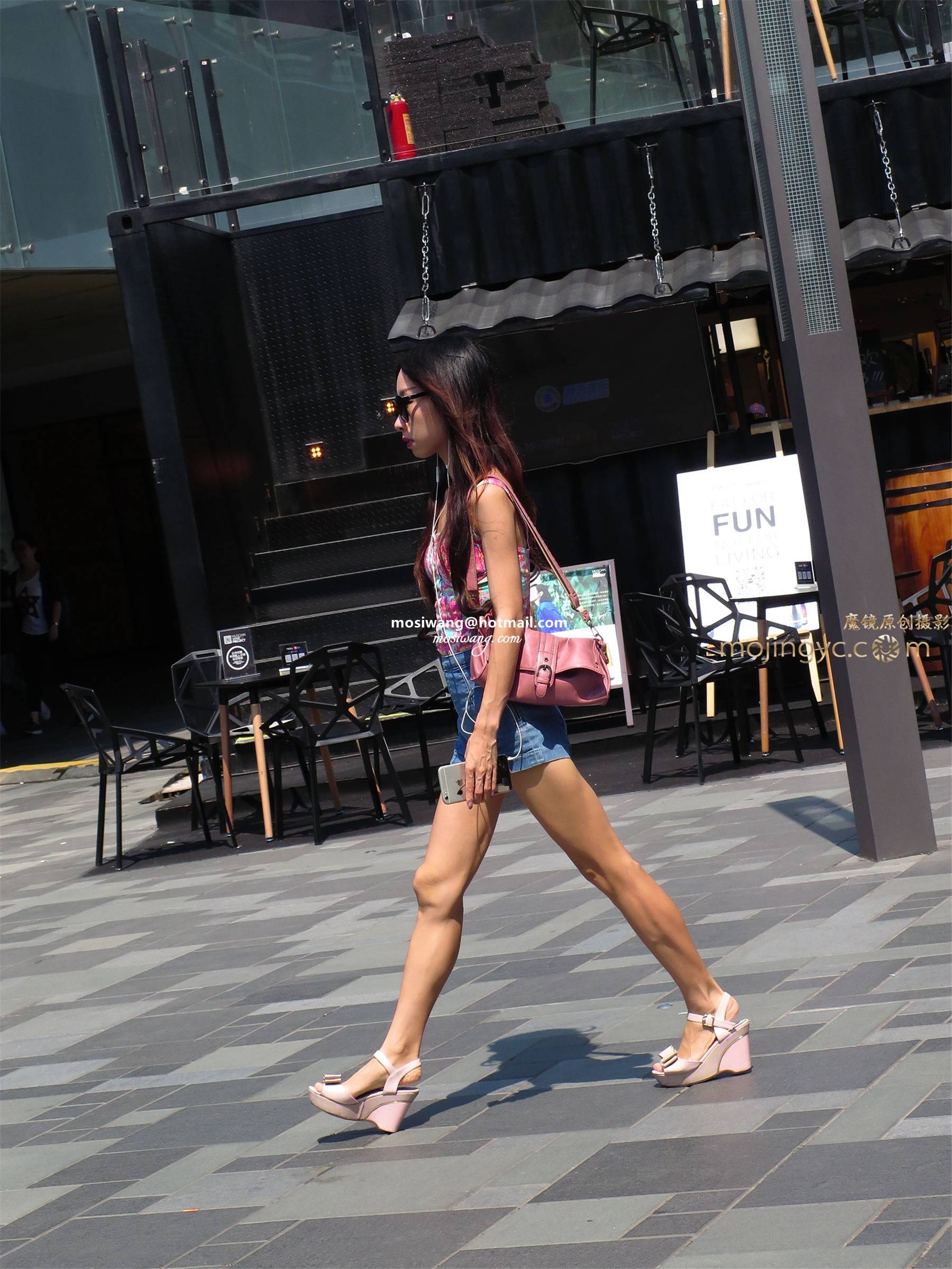 02-这个热裤美臀没的说 [11P]-111714v857ku4you55ho37.jpg