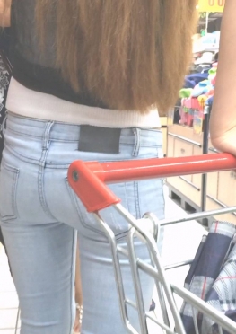 66273-66274逛超市的牛仔裤长腿女孩视频