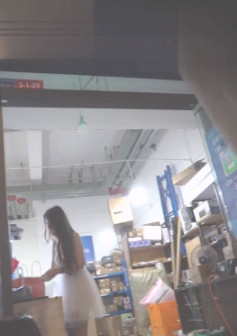 67959天天爱逛街的短裙黑丝足大长腿女孩小姐姐小姐姐视频