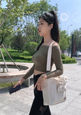 71295高马尾黑色紧身瑜伽裤长腿小姐姐视频