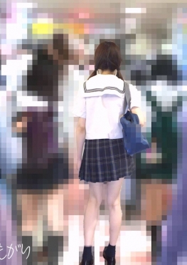 69198逛街的jk短裙长腿小姐姐视频