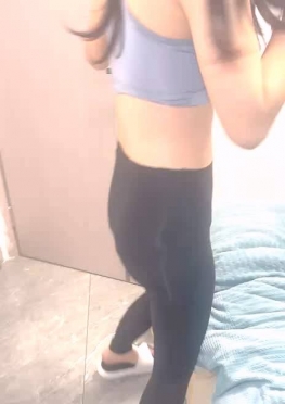 71468来家里拍照的黑色半透明紧身裤美女同--视频