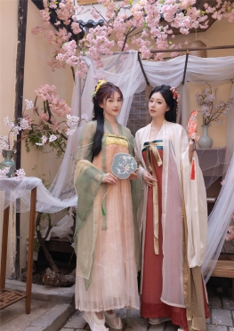 安然anran NO.039 &陆萱萱 内购无水印 闺蜜古装 [105P1.31GB]