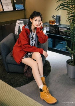 Z愉X-015可乐【120P+2V】双马尾的jk短裙白袜长腿美女同--套图