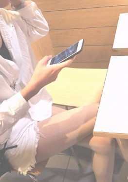 69932-瞒着男朋友出来拍照的肉丝足黑丝长腿美女视频