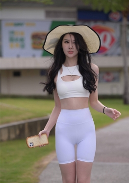 72931-72932爱闲逛的白色紧身裤大长腿美女视频