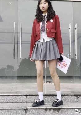 69350教室里的可爱小姐姐视频