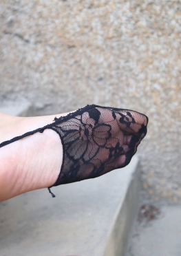 DXG-S054【278P】和学校女同学在楼拍照蕾丝美足大长腿小姐姐